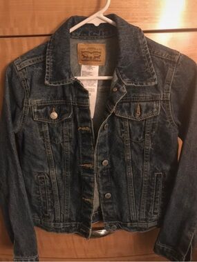 VCG-Levi's Classic Denim Trucker Jacket Kids Size L Dark Wash
Jean Jacket Unisex